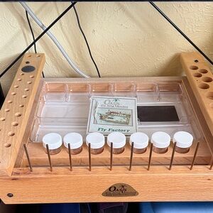Oasis Wooden Fly Tying Station with White Accents